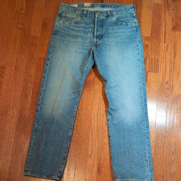 Levi's 501 Original Fit Selvedge Premium Jeans Size 34 x 30 Faded Blue New